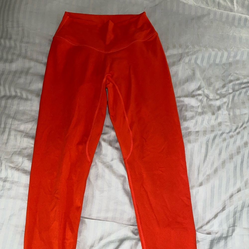 High waisted leggings